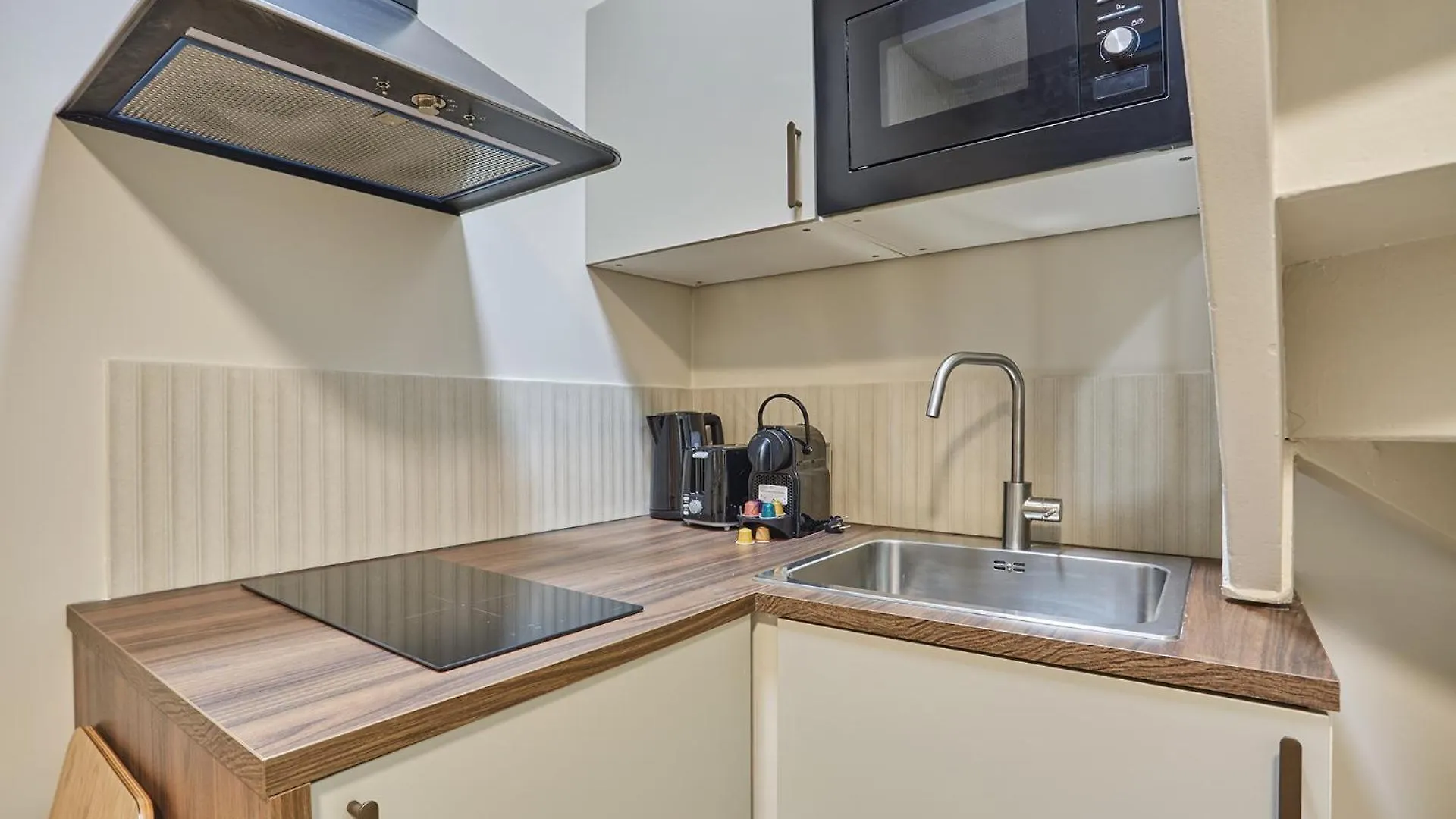 Apartamento Charmant Studio Duplex Beaubourg Le Marais By Studio Prestige Paris França