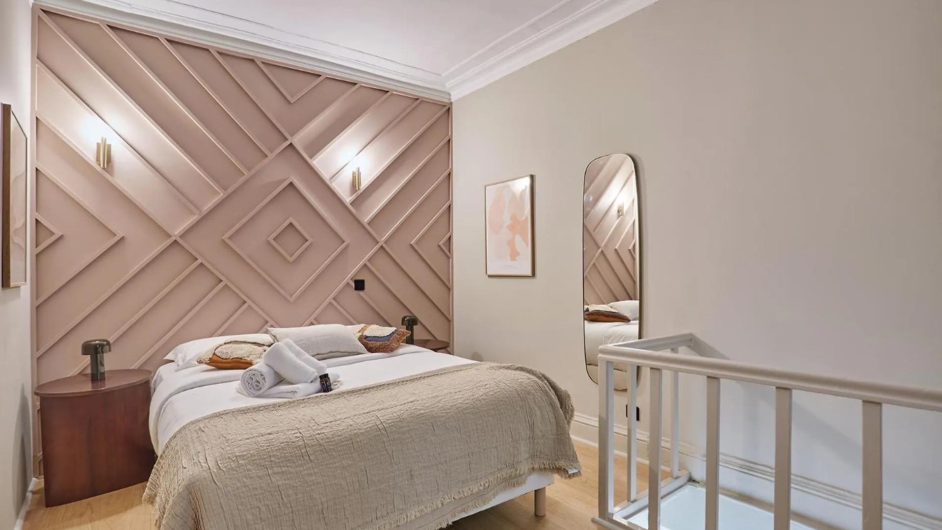 Charmant Studio Duplex Beaubourg Le Marais By Studio Prestige Paris